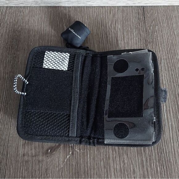 Nintendo DS Carrying Case - Picture 5 of 10